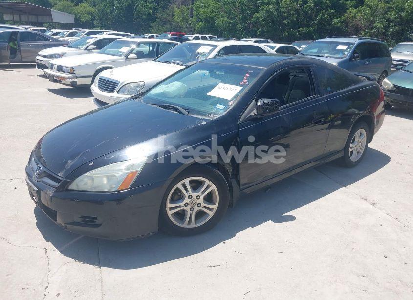Photo 2 of 2007 Honda Accord 2.4 LX (VIN 1HGCM72347A002213)