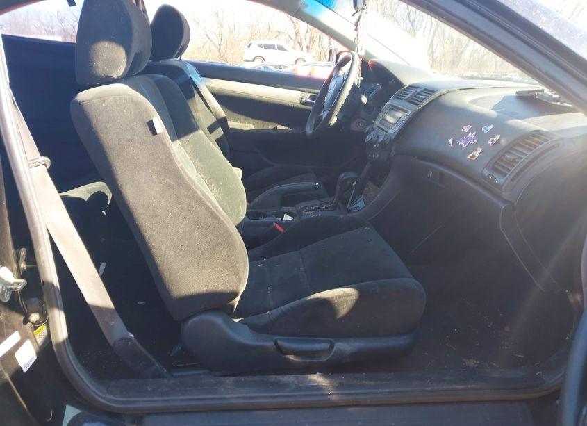 Photo 5 of 2006 Honda Accord 2.4 LX (VIN 1HGCM72386A010281)