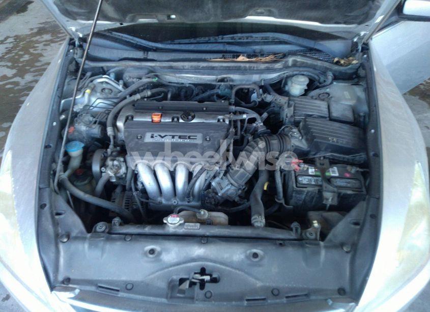 Photo 10 of 2006 Honda Accord 2.4 LX (VIN 1HGCM72396A019880)