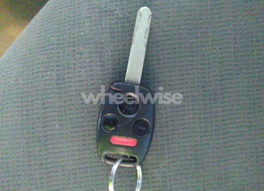 Photo 11 of 2006 Honda Accord 2.4 LX (VIN 1HGCM72396A019880)