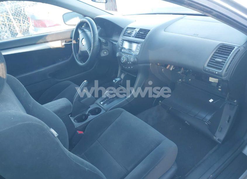 Photo 5 of 2005 Honda Accord 2.4 LX SPECIAL EDITION (VIN 1HGCM72515A023728)