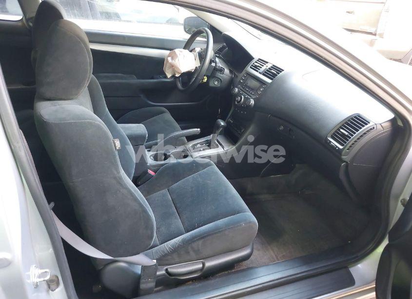 Photo 5 of 2004 Honda Accord 2.4 EX (VIN 1HGCM72524A000960)
