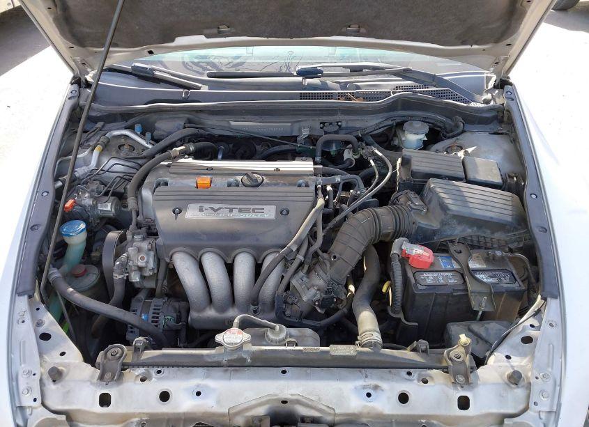 Photo 10 of 2005 Honda Accord 2.4 LX SPECIAL EDITION (VIN 1HGCM72525A020935)