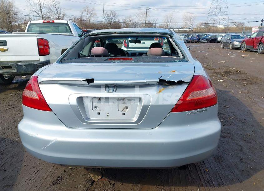 Photo 16 of 2005 Honda Accord 2.4 LX SPECIAL EDITION (VIN 1HGCM72555A019021)