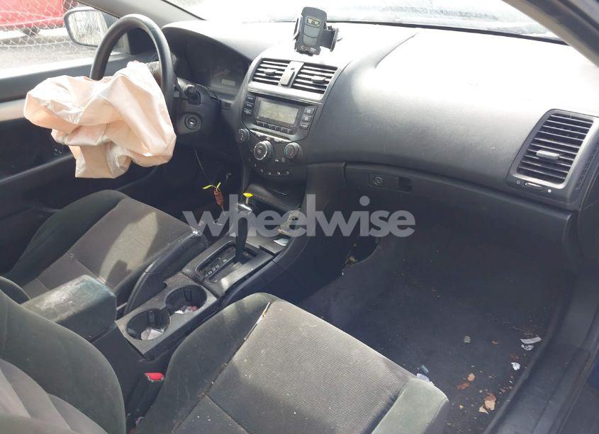 Photo 5 of 2005 Honda Accord 2.4 LX SPECIAL EDITION (VIN 1HGCM72555A019097)