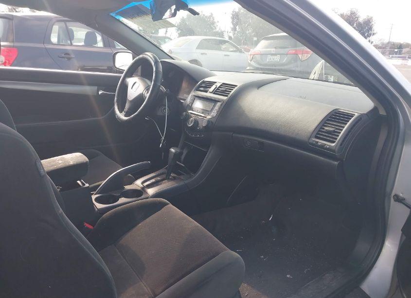 Photo 5 of 2005 Honda Accord 2.4 LX SPECIAL EDITION (VIN 1HGCM72565A027967)