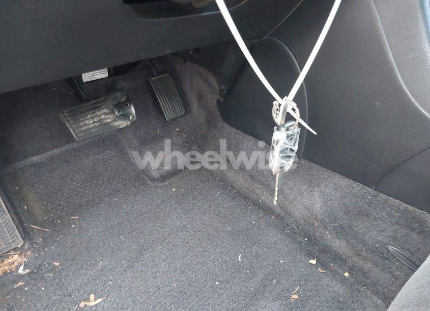 Photo 11 of 2004 Honda Accord 2.4 EX (VIN 1HGCM725X4A001869)