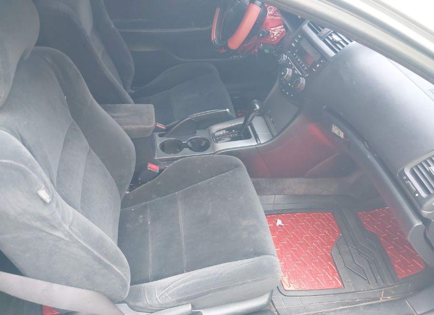 Photo 5 of 2004 Honda Accord 2.4 EX (VIN 1HGCM725X4A002648)