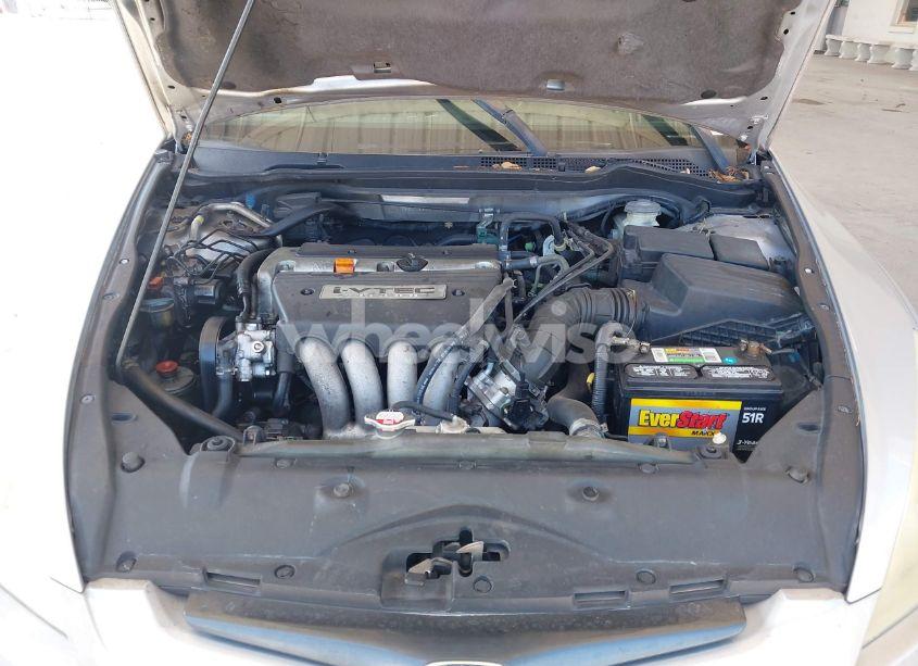 Photo 10 of 2004 Honda Accord 2.4 EX (VIN 1HGCM72604A003543)