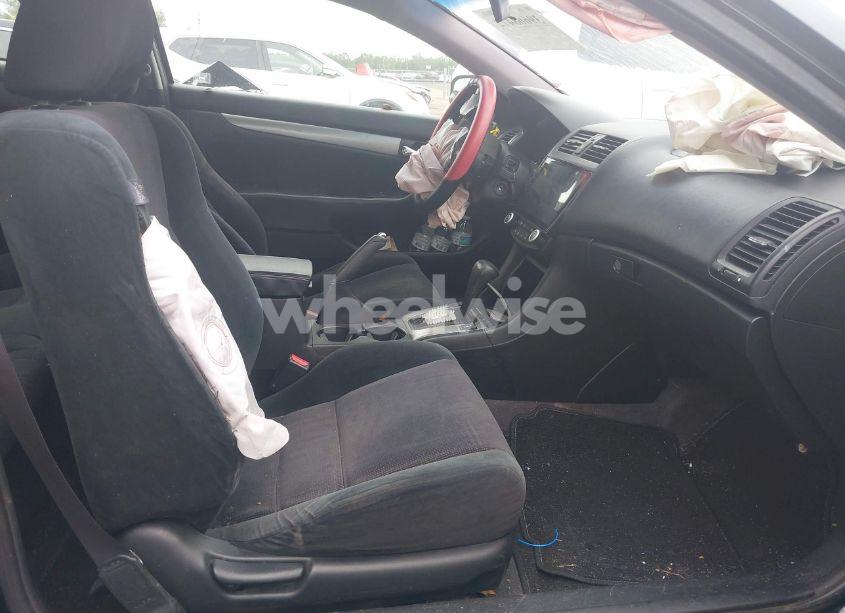 Photo 5 of 2005 Honda Accord 2.4 EX (VIN 1HGCM72605A011482)