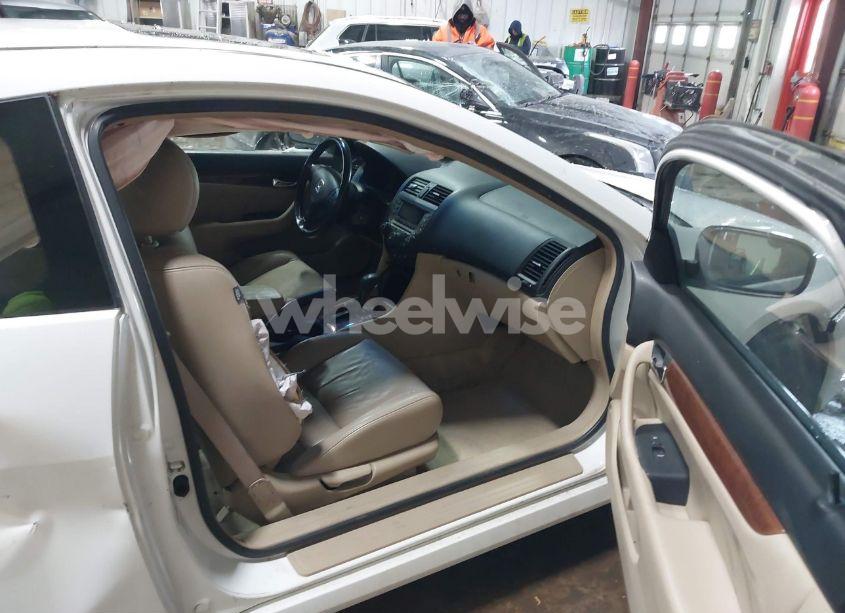 Photo 5 of 2006 Honda Accord 2.4 EX (VIN 1HGCM72606A002900)