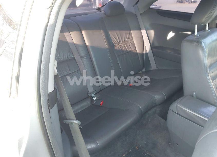 Photo 8 of 2006 Honda Accord CPE (VIN 1HGCM72626A003918)