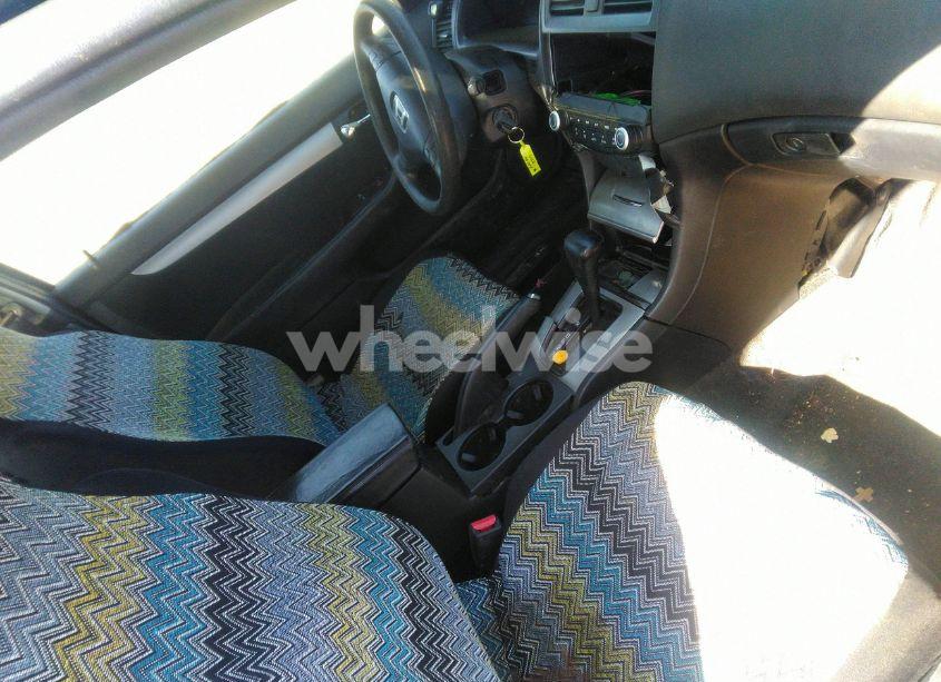 Photo 5 of 2003 Honda Accord 2.4 EX (VIN 1HGCM72653A003777)