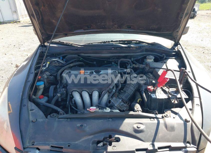 Photo 10 of 2006 Honda Accord 2.4 EX (VIN 1HGCM72676A003333)