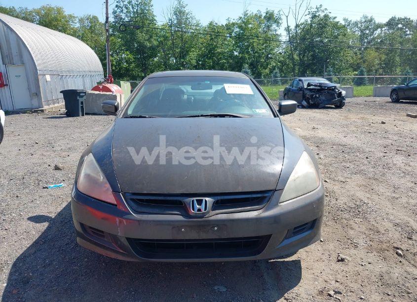 Photo 6 of 2006 Honda Accord 2.4 EX (VIN 1HGCM72676A003333)