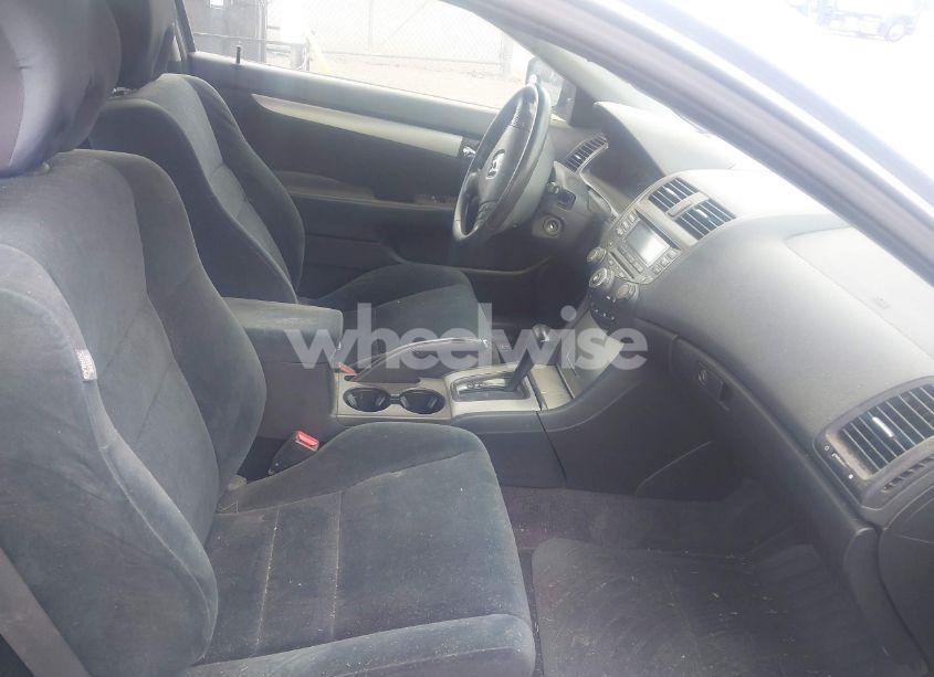 Photo 5 of 2003 Honda Accord 2.4 EX (VIN 1HGCM72683A003997)