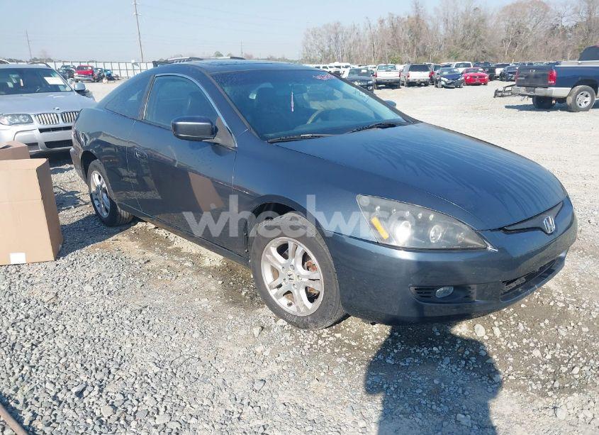 2003 Honda Accord 2.4 EX (VIN 1HGCM72683A025756) main photo
