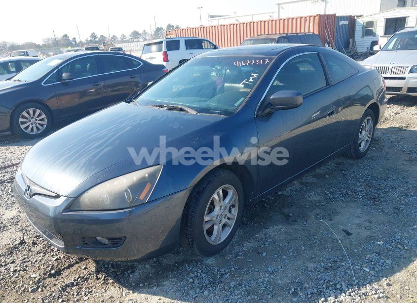 Photo 2 of 2003 Honda Accord 2.4 EX (VIN 1HGCM72683A025756)