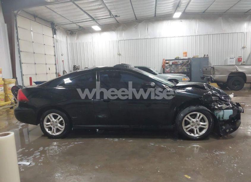 Photo 13 of 2007 Honda Accord 2.4 EX (VIN 1HGCM72697A003545)