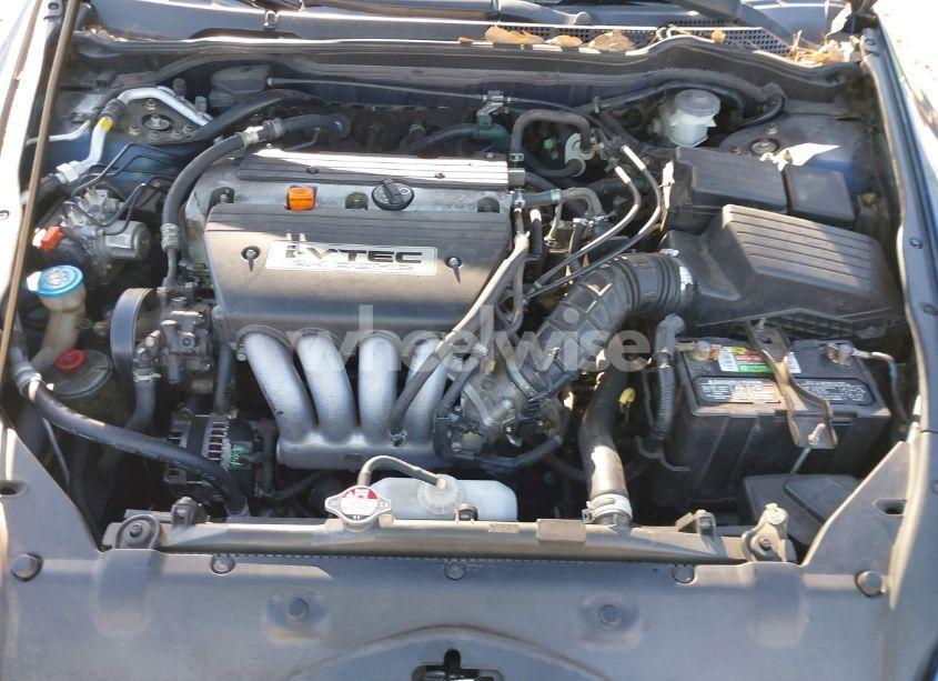 Photo 10 of 2004 Honda Accord 2.4 EX (VIN 1HGCM72734A003982)