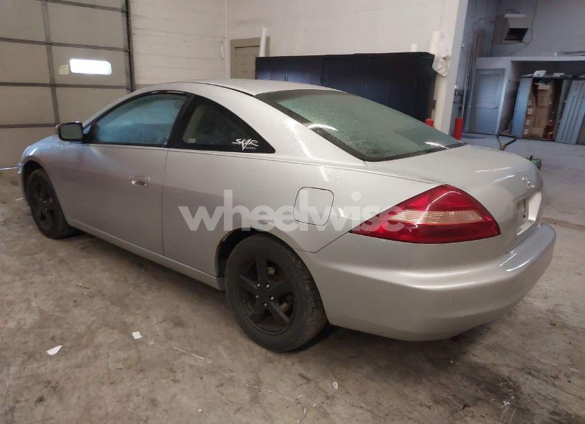 Photo 3 of 2005 Honda Accord 2.4 EX (VIN 1HGCM72735A003868)