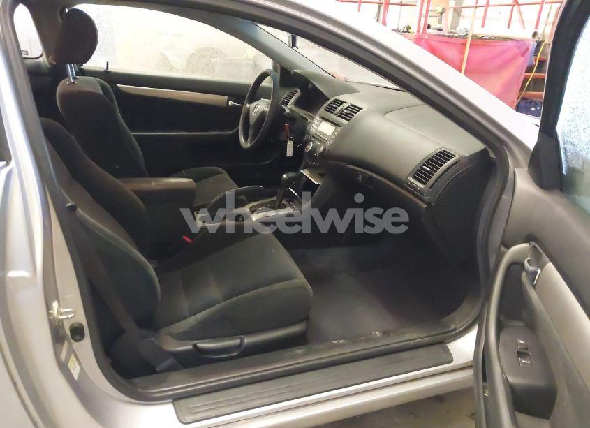 Photo 5 of 2005 Honda Accord 2.4 EX (VIN 1HGCM72735A003868)