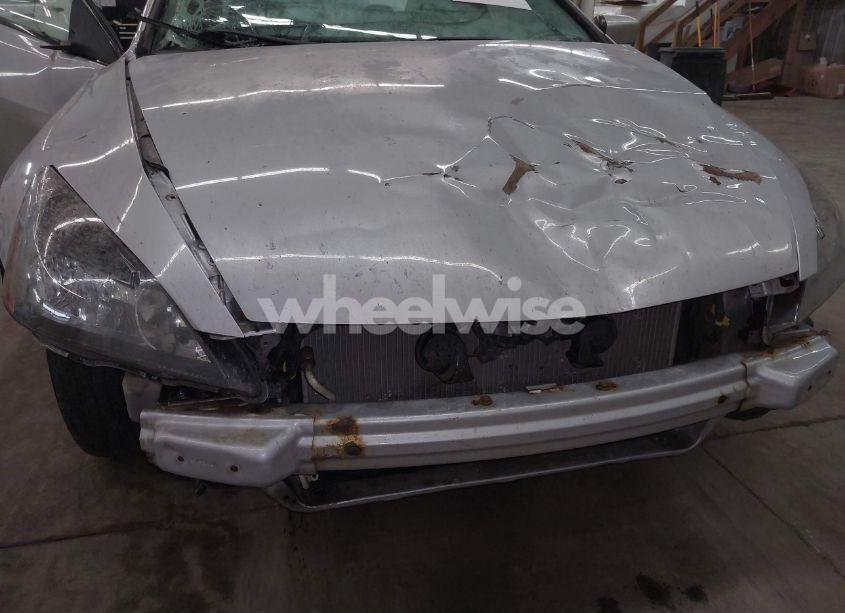 Photo 6 of 2005 Honda Accord 2.4 EX (VIN 1HGCM72735A007189)