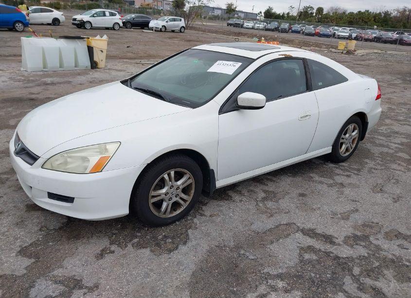 Photo 2 of 2007 Honda Accord 2.4 EX (VIN 1HGCM72737A020737)