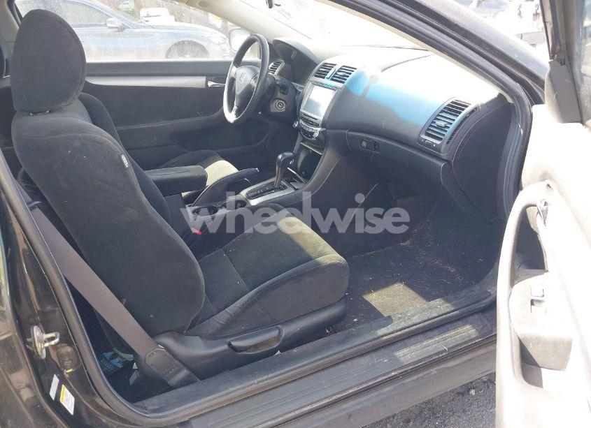 Photo 5 of 2006 Honda Accord 2.4 EX (VIN 1HGCM72746A024505)