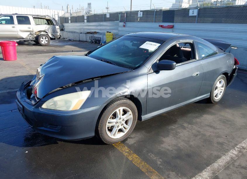 Photo 2 of 2006 Honda Accord 2.4 EX (VIN 1HGCM72796A002547)