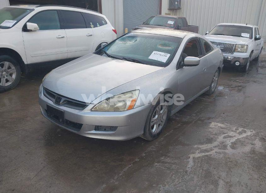 Photo 2 of 2006 Honda Accord 2.4 EX (VIN 1HGCM72796A019493)