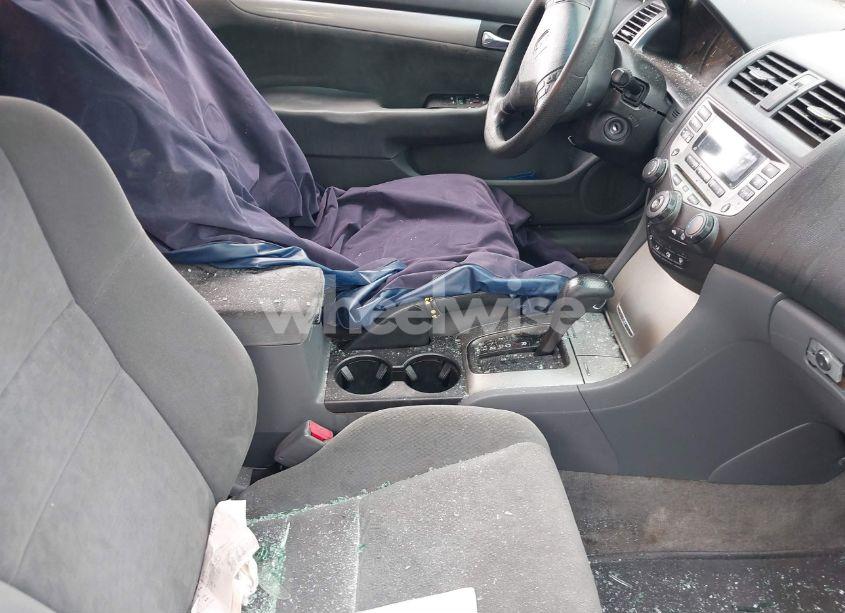 Photo 5 of 2006 Honda Accord 2.4 EX (VIN 1HGCM72796A019493)