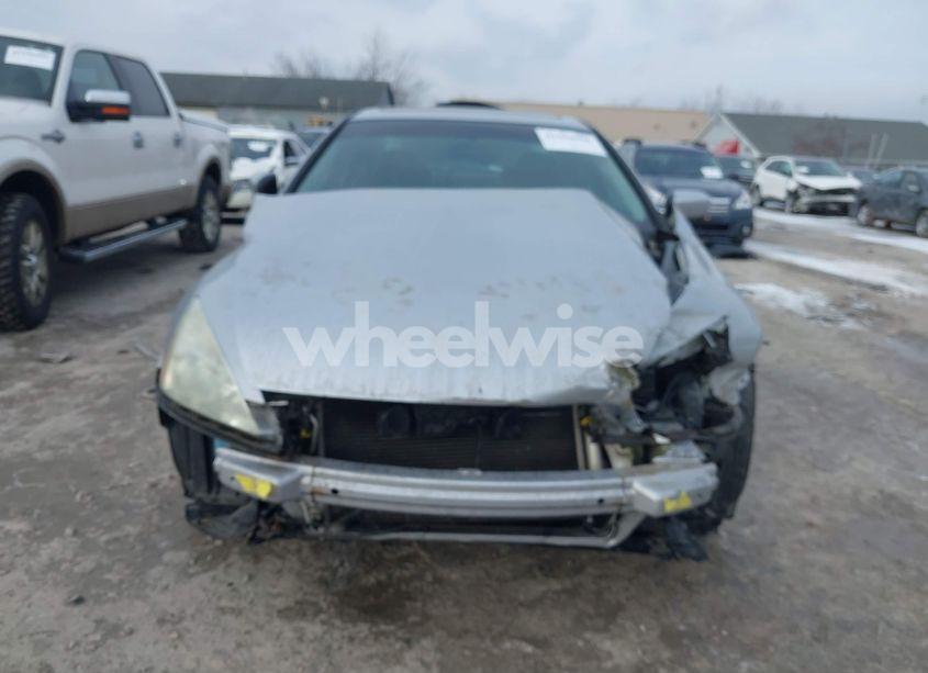 Photo 12 of 2004 Honda Accord 3.0 EX (VIN 1HGCM81604A016641)