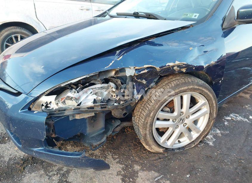 Photo 6 of 2003 Honda Accord 3.0 EX (VIN 1HGCM81623A013674)