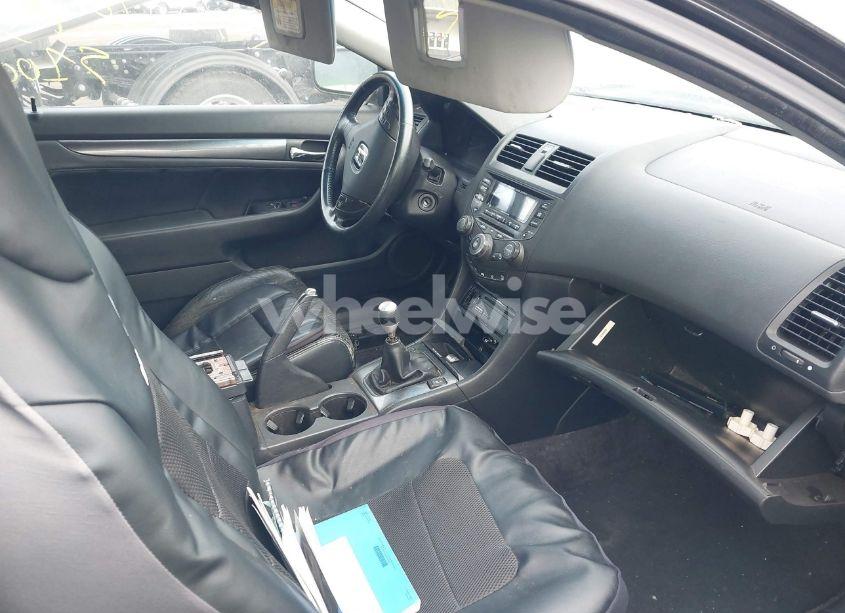 Photo 5 of 2004 Honda Accord 3.0 EX (VIN 1HGCM81624A024062)