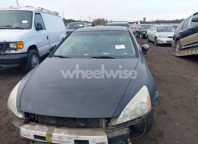Photo 6 of 2004 Honda Accord 3.0 EX (VIN 1HGCM81624A024062)
