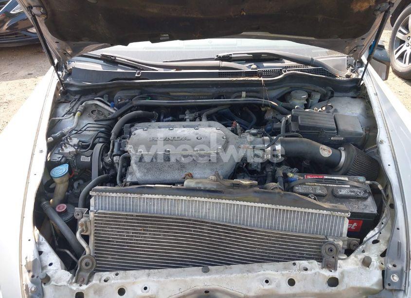 Photo 10 of 2004 Honda Accord 3.0 EX (VIN 1HGCM81664A016689)