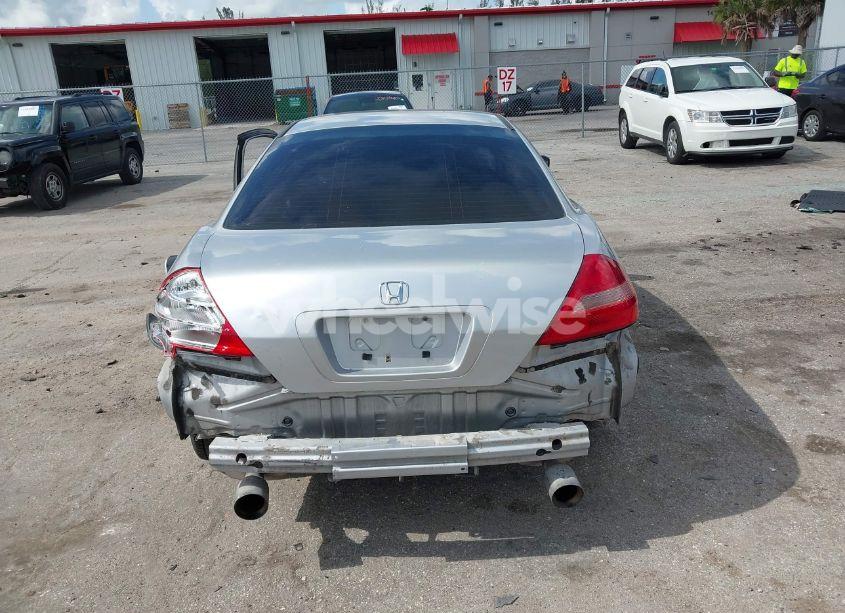 Photo 17 of 2003 Honda Accord 3.0 EX (VIN 1HGCM81693A015602)