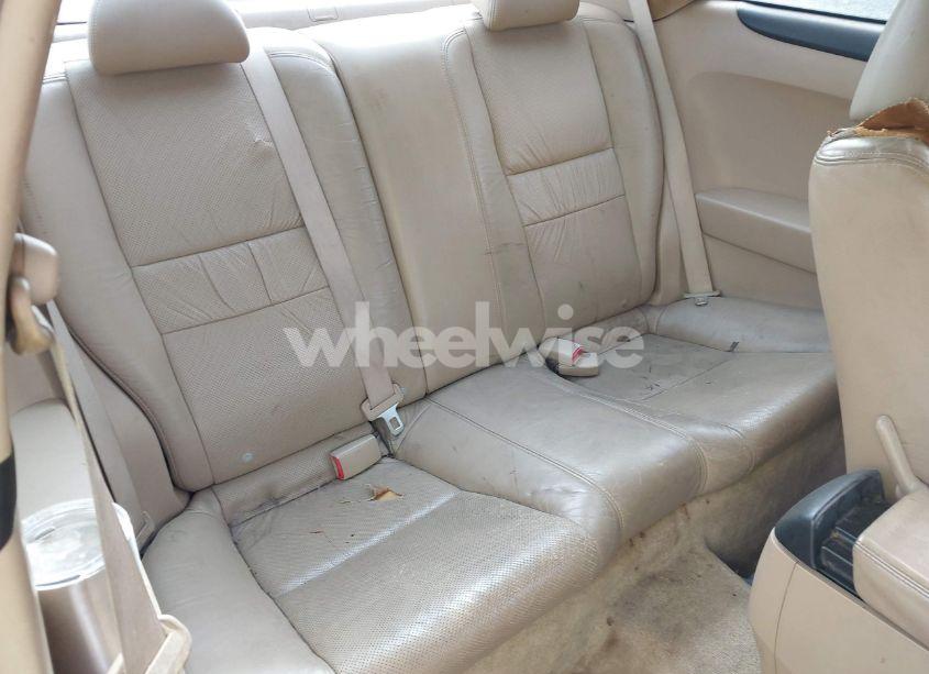 Photo 8 of 2005 Honda Accord 3.0 EX (VIN 1HGCM81695A009835)