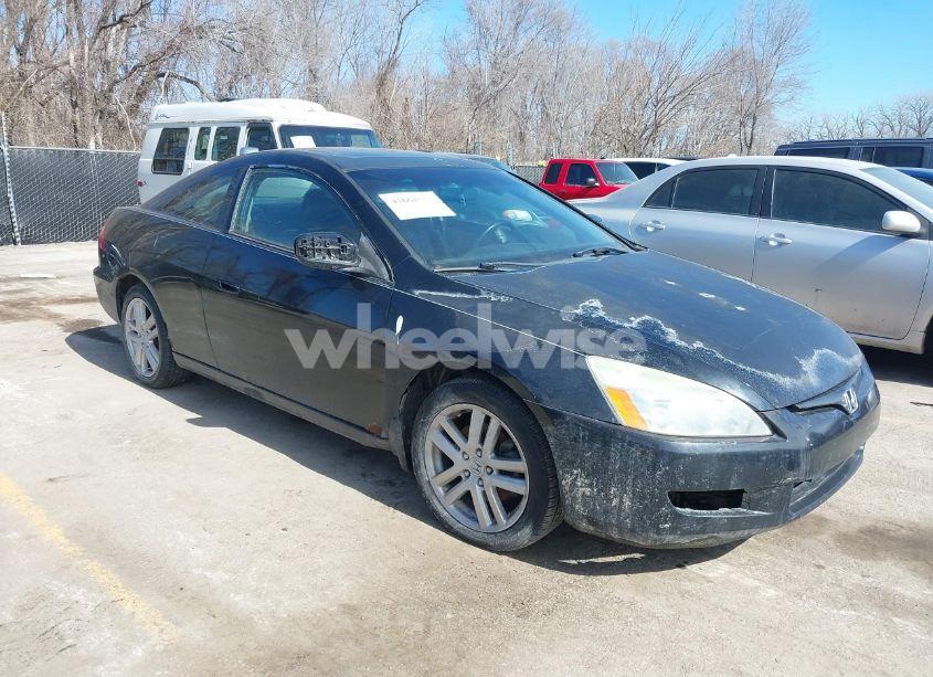 2004 Honda Accord 3.0 EX (VIN 1HGCM816X4A020275) main photo