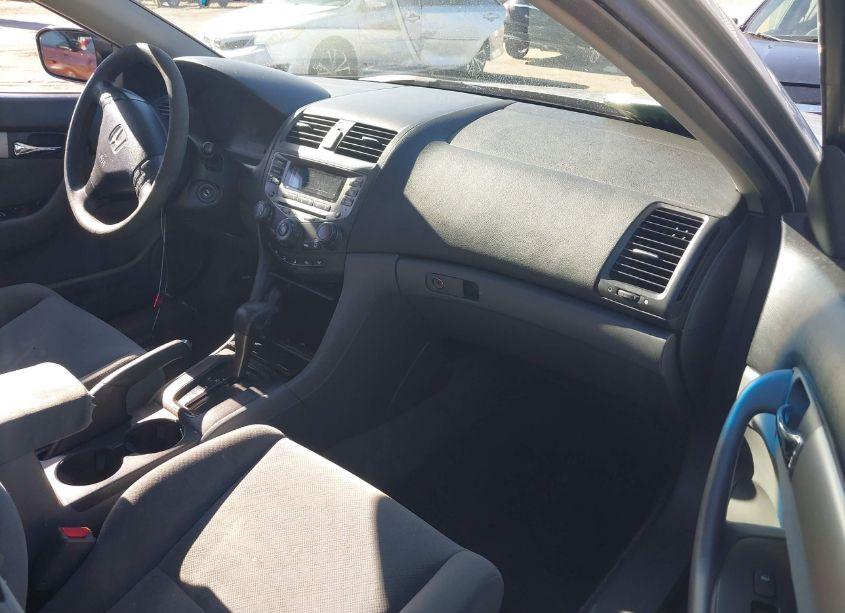 Photo 5 of 2006 Honda Accord 3.0 LX (VIN 1HGCM82206A001426)