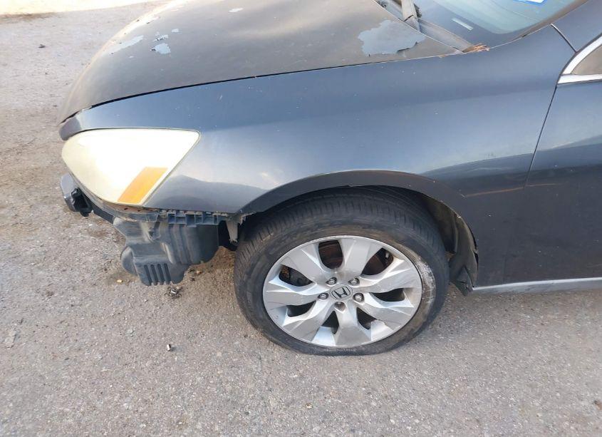 Photo 16 of 2004 Honda Accord 3.0 LX (VIN 1HGCM82284A020352)