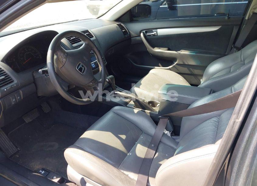 Photo 5 of 2003 Honda Accord 3.0 LX (VIN 1HGCM82293A003428)