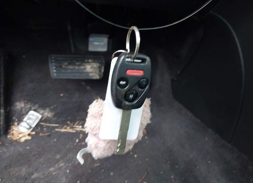 Photo 11 of 2006 Honda Accord 3.0 EX (VIN 1HGCM82616A000322)