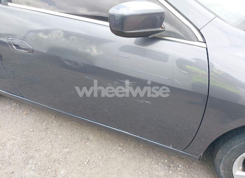 Photo 13 of 2004 Honda Accord 3.0 EX (VIN 1HGCM82624A004909)