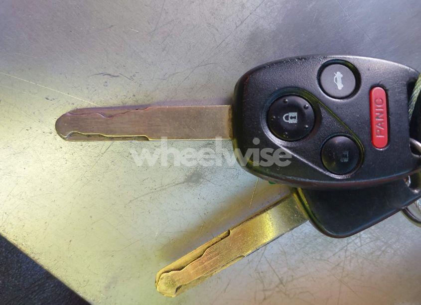 Photo 11 of 2004 Honda Accord 3.0 EX (VIN 1HGCM82624A014517)