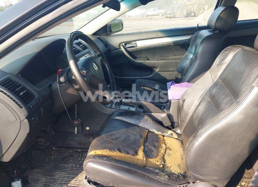 Photo 5 of 2004 Honda Accord 3.0 EX (VIN 1HGCM82624A014517)