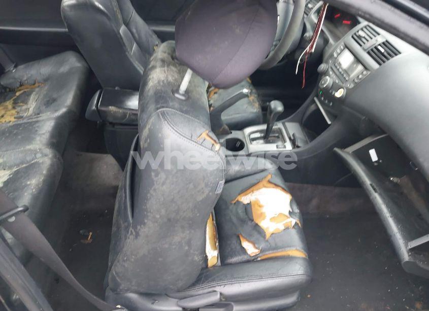 Photo 5 of 2004 Honda Accord 3.0 EX (VIN 1HGCM82624A016042)