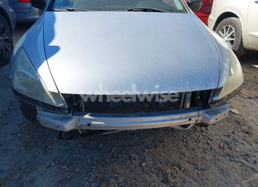 Photo 6 of 2005 Honda Accord 3.0 EX (VIN 1HGCM82625A000649)