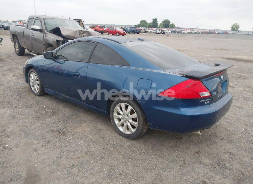 Photo 3 of 2006 Honda Accord 3.0 EX (VIN 1HGCM82636A012584)